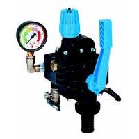 Regolatore di pressione Multiduplo 3 RS MAN fornito con manometro in bagno di glicerina dotato di esclusivo sistema antigoccia