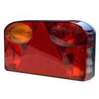 Set fanali posteriori dx/sx con indicatore di direzione, luce di posizione, retromarcia, stop, retronebbia, luce targa, triangolo.